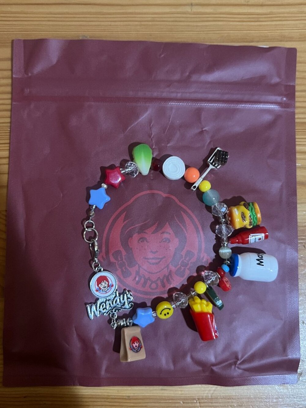 Wendy's Rewards Drops Promotional Charm Bracelet Brand New $100 - Picture 2 of 6